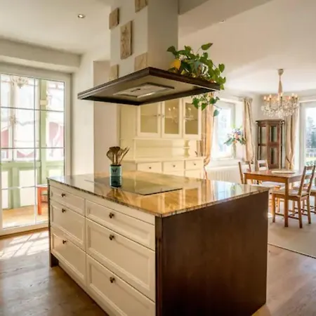 Oasis 잘츠부르크